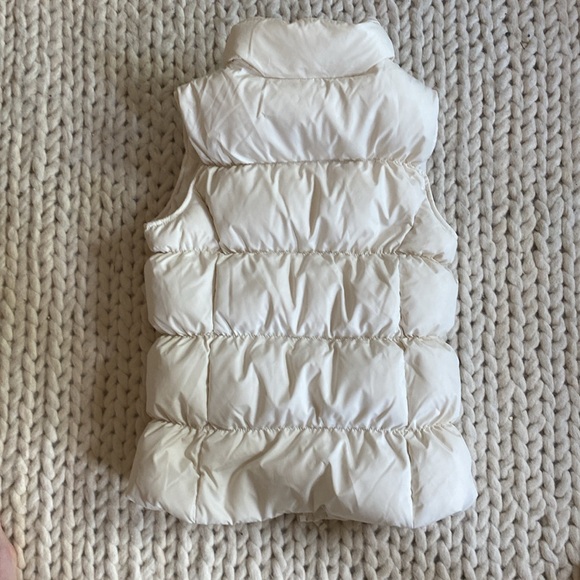 Lands End / Beige Puffer Vest - Picture 4 of 4